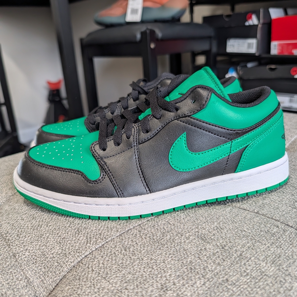Nike Air Jordan 1 Low 'Black Lucky Green' 553558-065